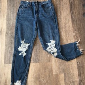 American Eagle Mom Jean